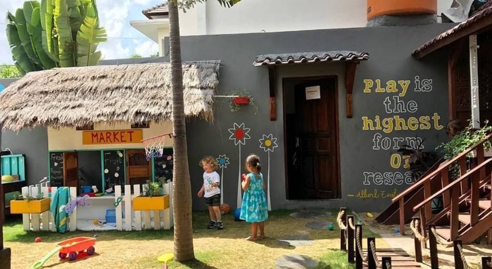 Liburan Bersama Keluarga? Nih 10 Restoran dengan Playground di Bali 10 Restoran dengan Playground di Bali