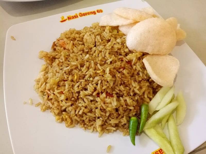 10 Nasi Goreng Enak di Sidoarjo Rasane Enak Tenan!