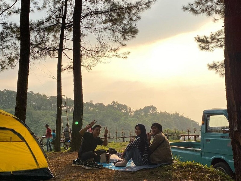 5 Lokasi Camping di Trawas Bikin Betah Berlama-lama