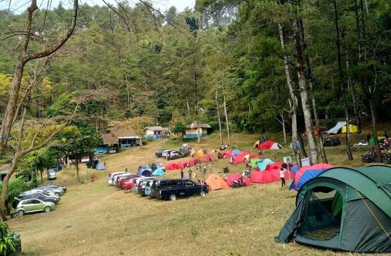 10 Tempat Camping di Mojokerto Yang Asri dan Sejuk